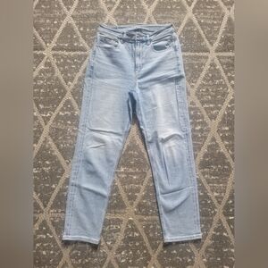 American Eagle Mom Straight Jean